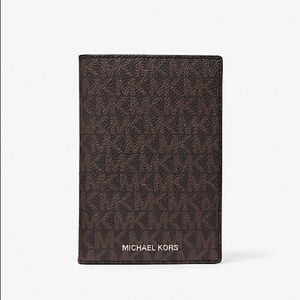 Michael Kors passport holder/wallet
